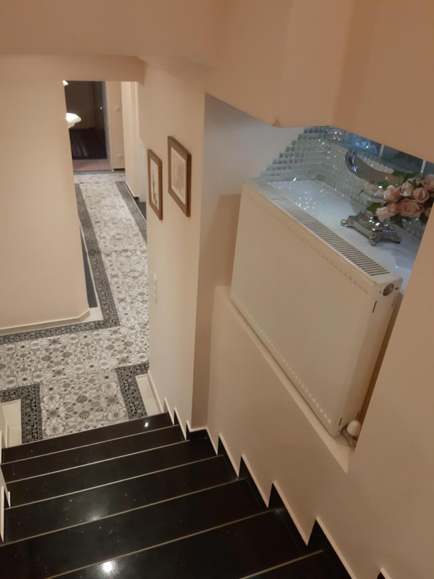 Grosse Wohnung Naehe Zentrum Vienna Luaran gambar