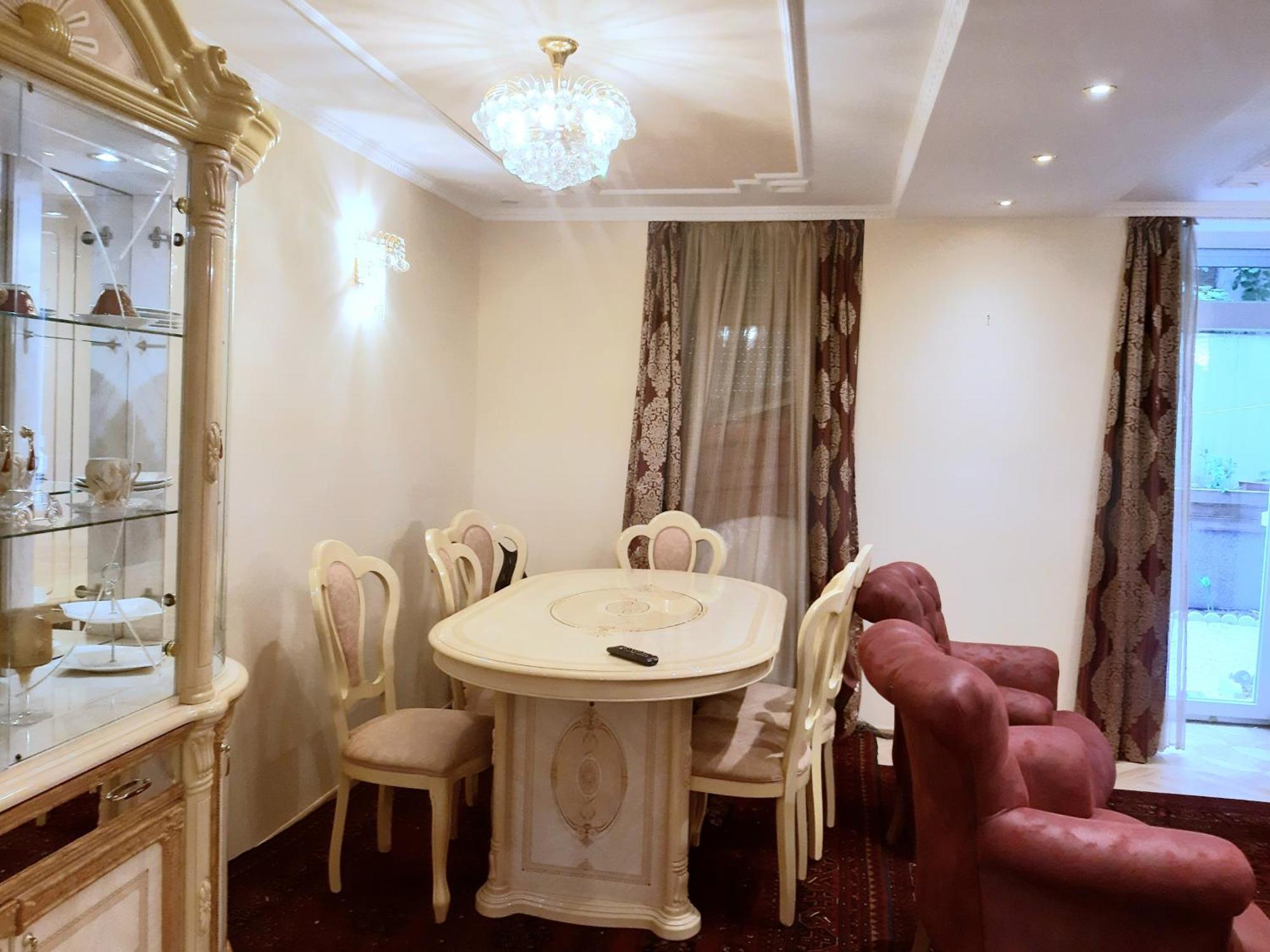 Grosse Wohnung Naehe Zentrum Vienna Luaran gambar